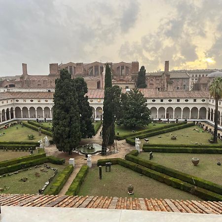 Camera X2 Con Splendida Vista Sulle Terme Di Diocleziano E Sul Chiostro Di Michelangelo Roma Dış mekan fotoğraf