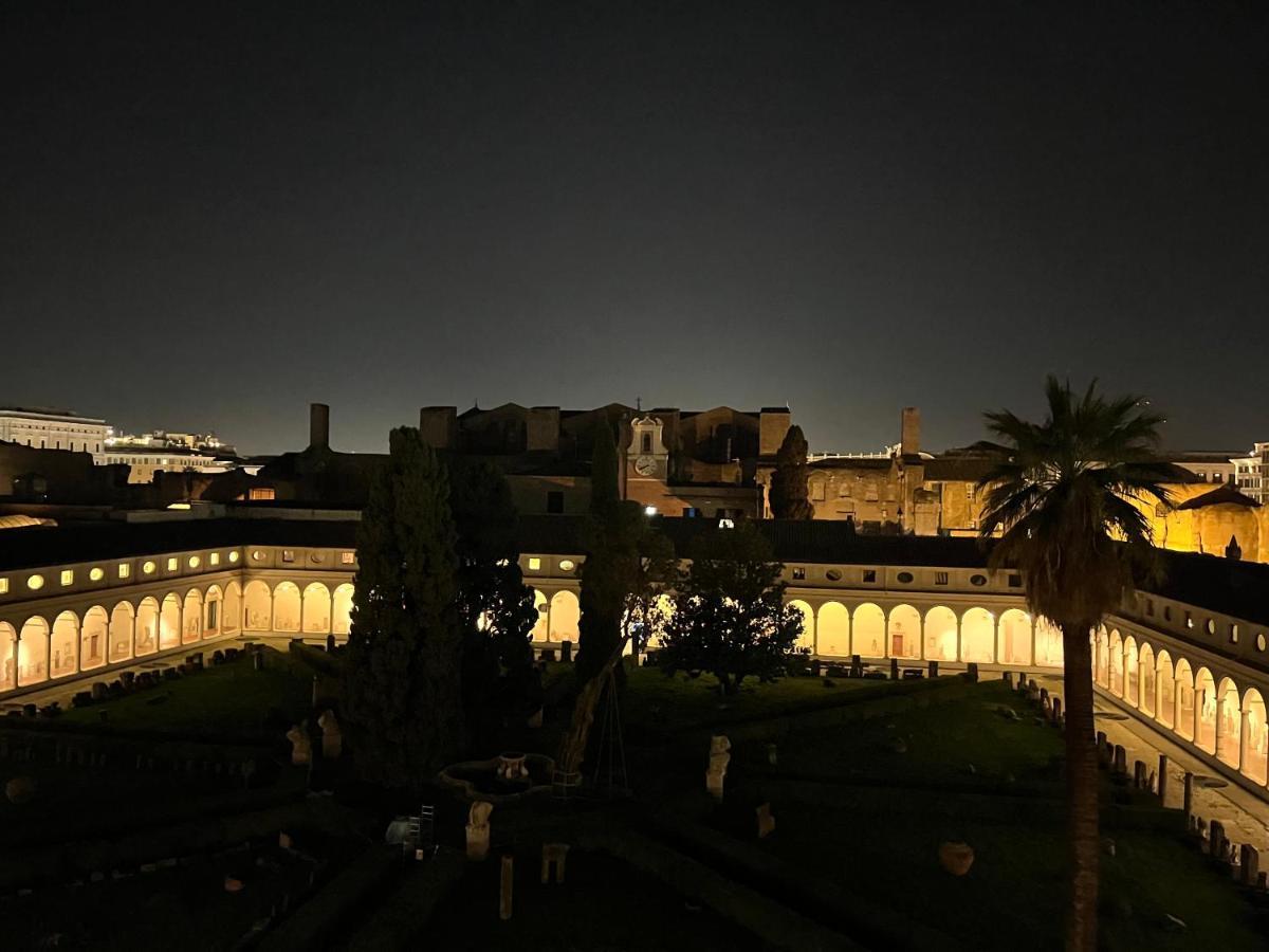 Camera X2 Con Splendida Vista Sulle Terme Di Diocleziano E Sul Chiostro Di Michelangelo Roma Dış mekan fotoğraf